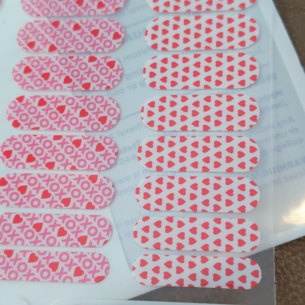 Jamberry Junior nail wraps First Crush